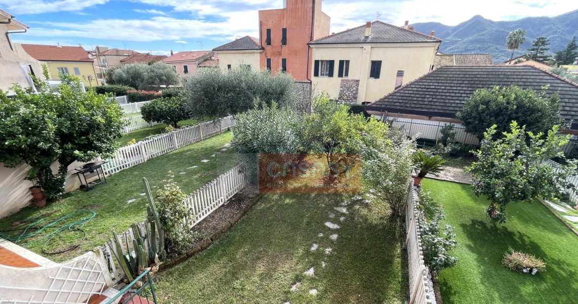 albenga_villa_vendita_giardino_terrazzo_box_654_17